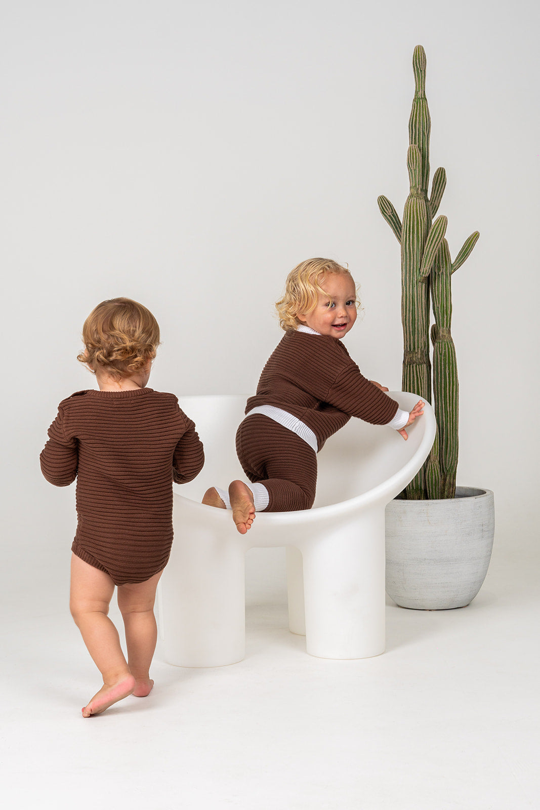 Ribbed Knit Jumper - Chocolate