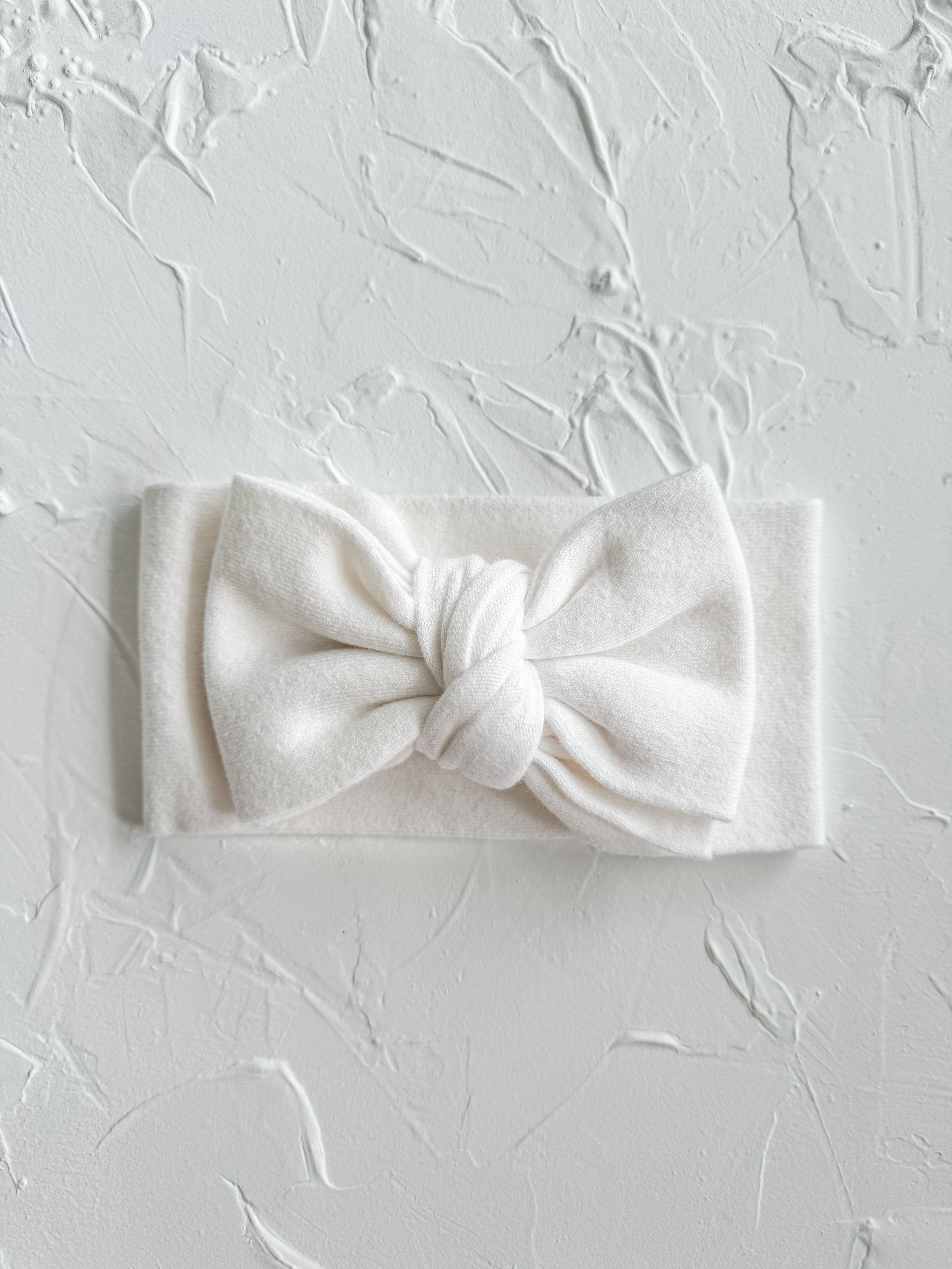 Oversized Knit Bow - White