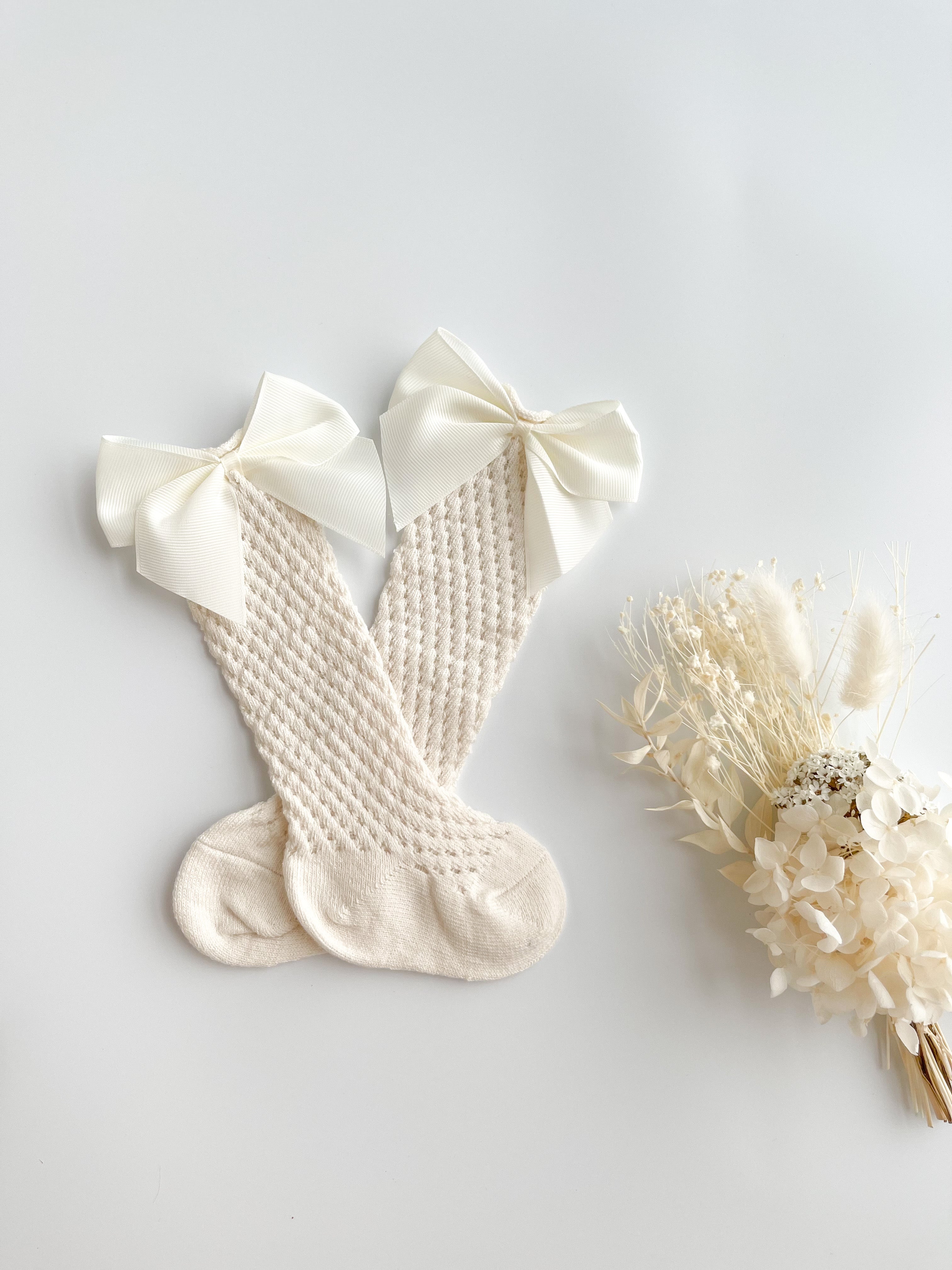 Knitted Bowy Socks - Cream