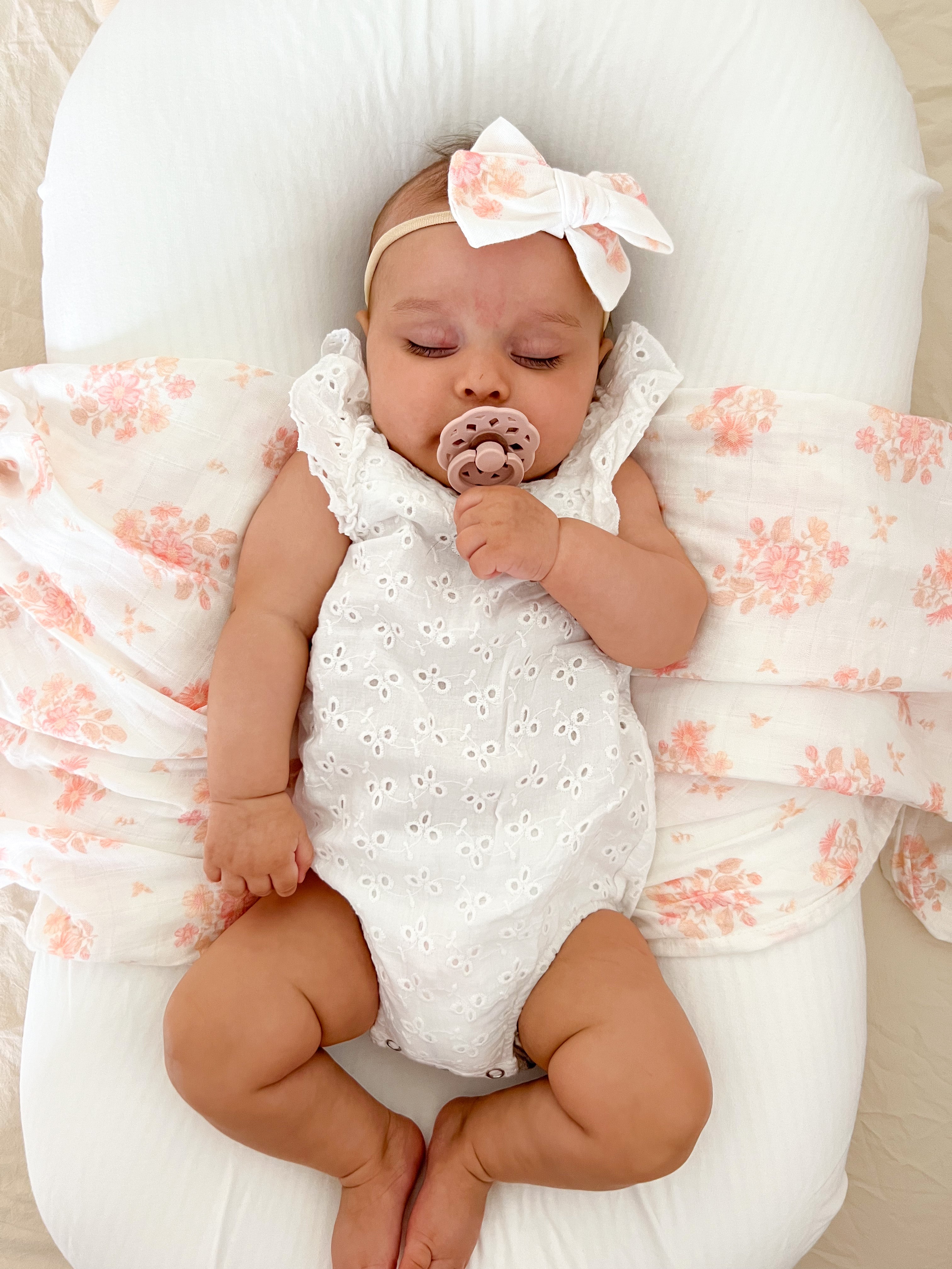 Milan Muslin Swaddle & Bow Set